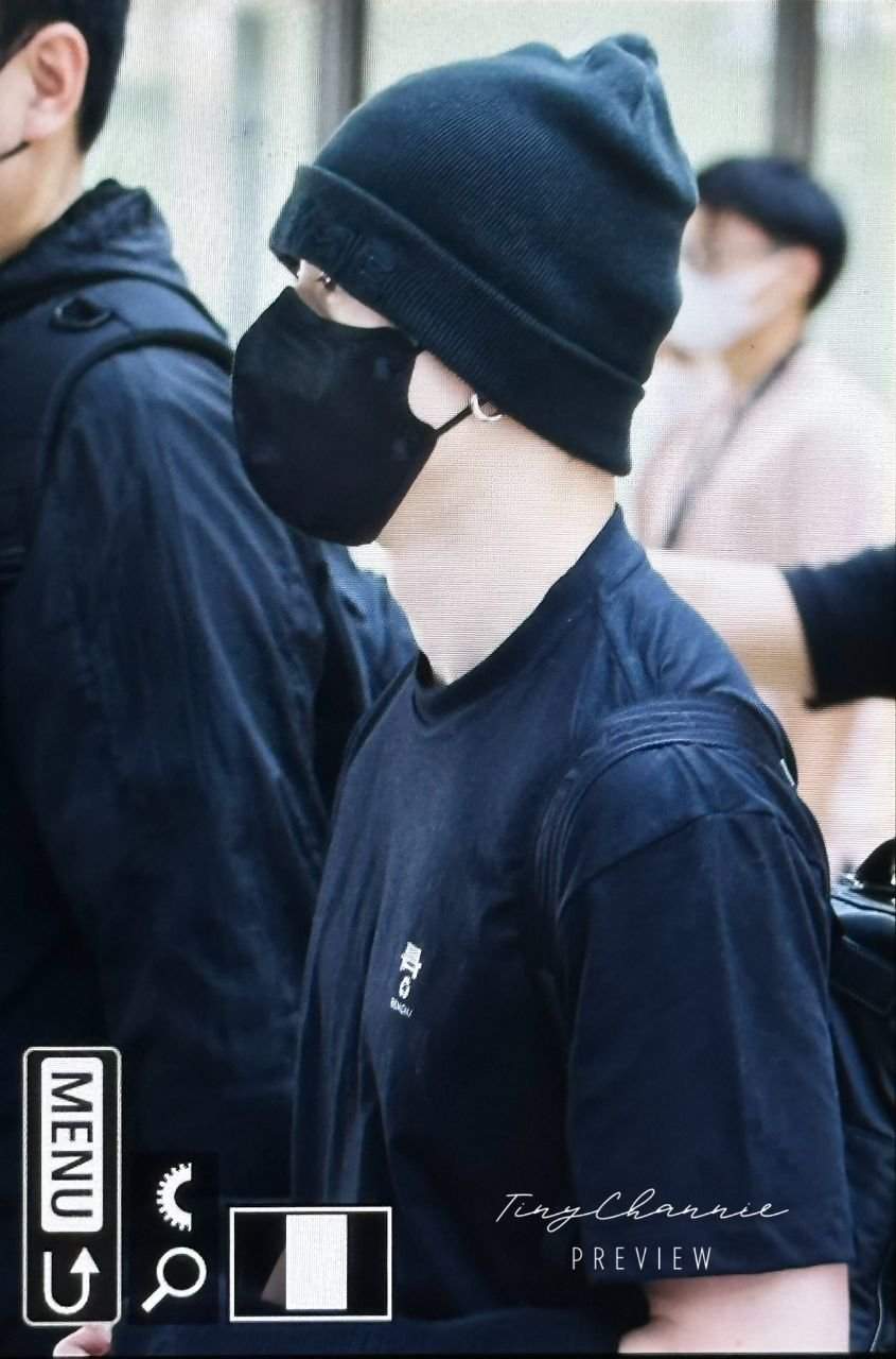 🆕 SKZ Airport Fansite photos | Stray Kids Amino